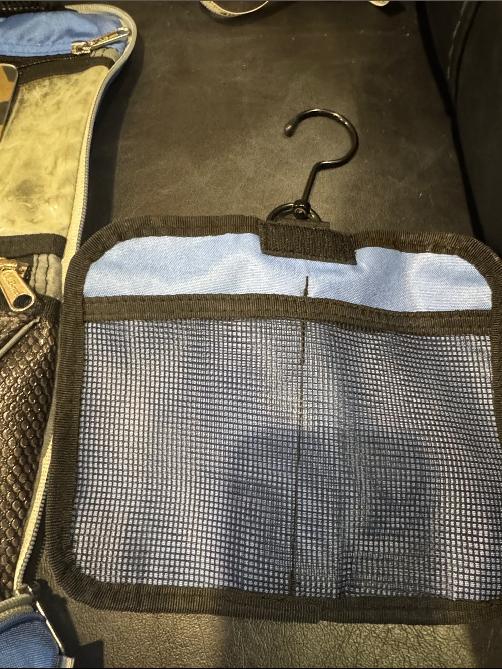 L.L. Bean Blue Hanging Toiletry Bag With Multiple Compartments - Picture 8 of 14